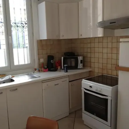 Homestay Privee Avec Sdb Au Jardin Public