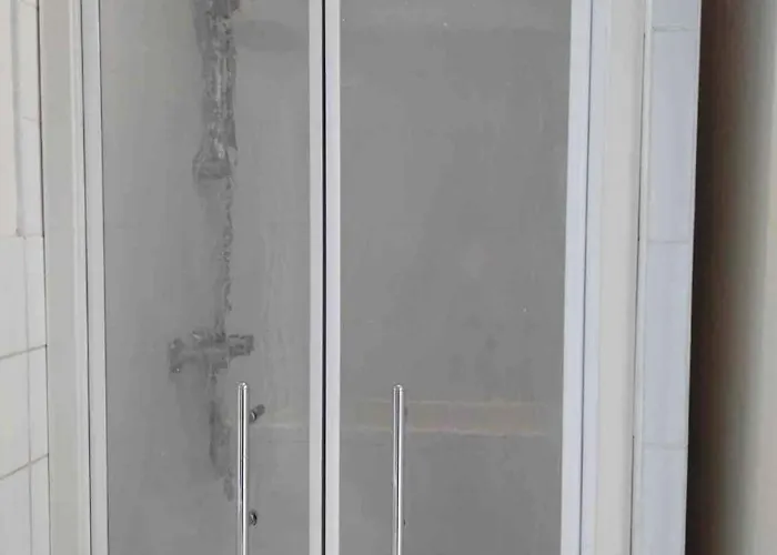 Privee Avec Sdb Au Jardin Public Privatunterkunft Bordeaux