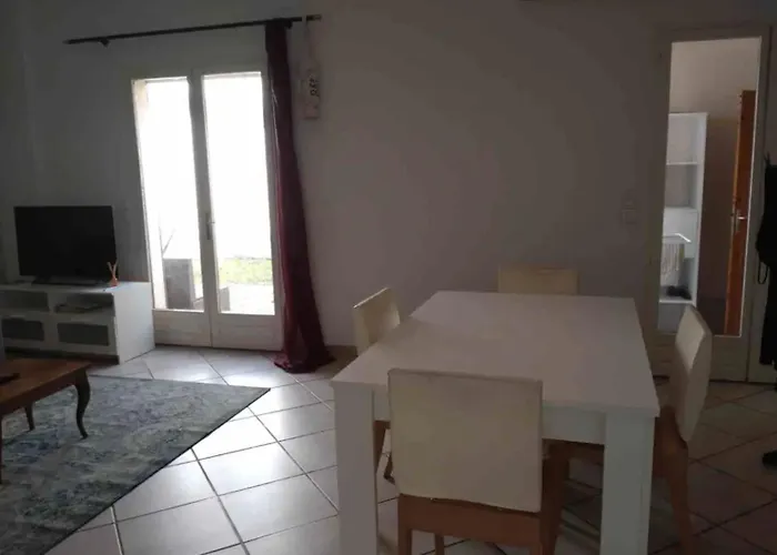 Privatunterkunft Privee Avec Sdb Au Jardin Public *